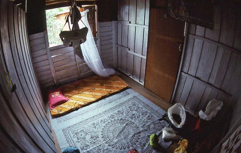 WT 0700 116-15 Malaysia Man and Sam Homestay.jpg